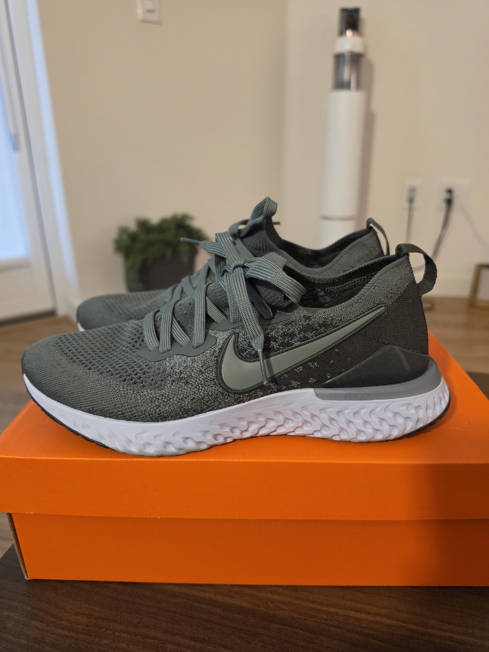 Nike React Flyknit 2 Running Shoes - Olive Green